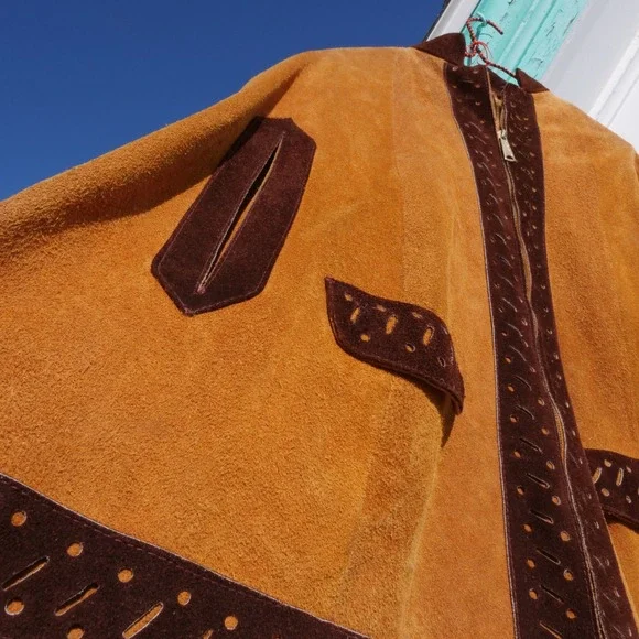 Amazing‎ 70s suede leather zip up cape - Picture 6 of 8